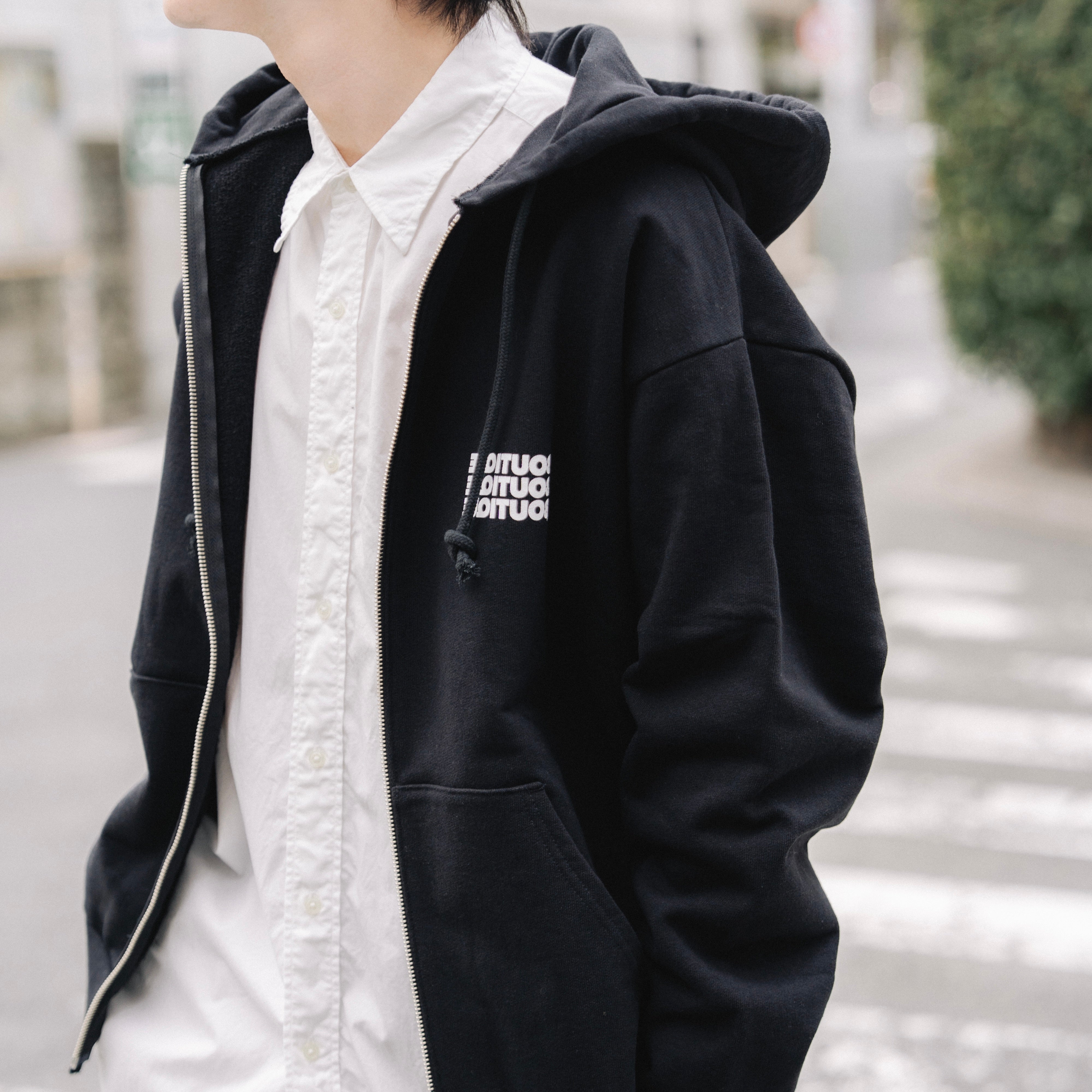 BOUTIQUE ZIP UP HOODIE BLACK（ブティックジップアップフーディーブラック）｜ONLINE BOUTIQUE（オンラインブティック）