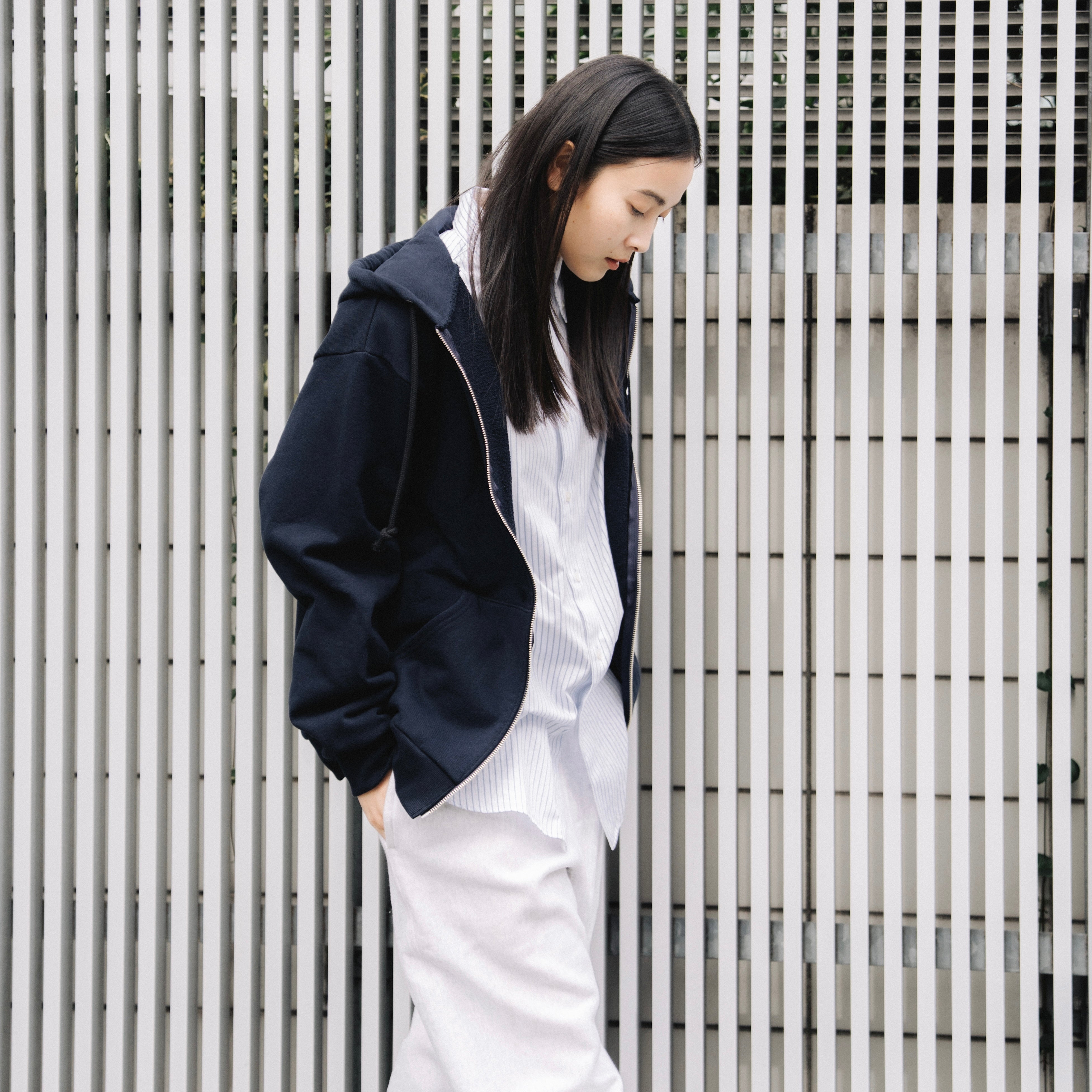 BOUTIQUE ZIP UP HOODIE NAVY（ブティックジップアップフーディーネイビー）｜ONLINE BOUTIQUE（オンラインブティック）