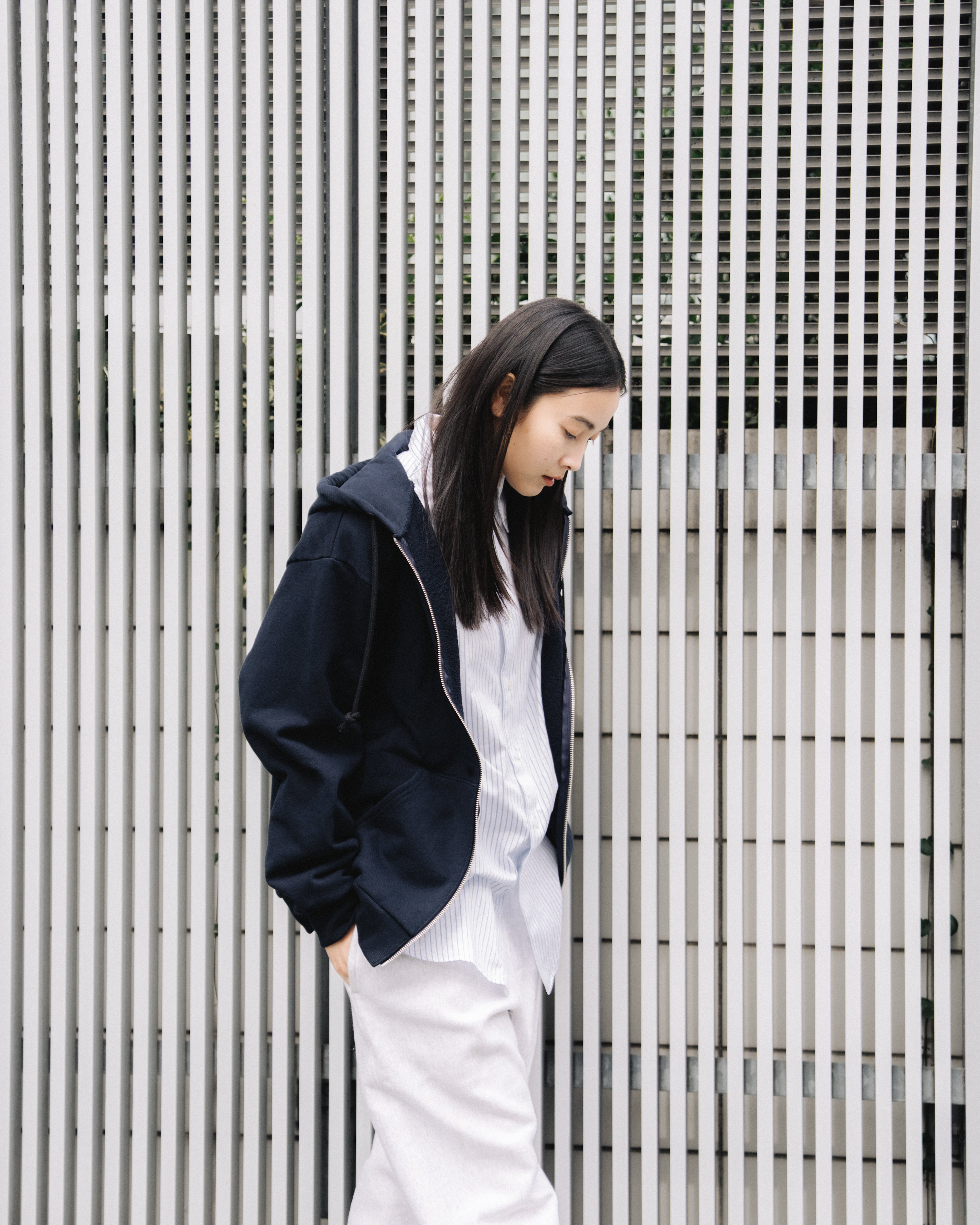BOUTIQUE ZIP UP HOODIE NAVY（ブティックジップアップフーディー