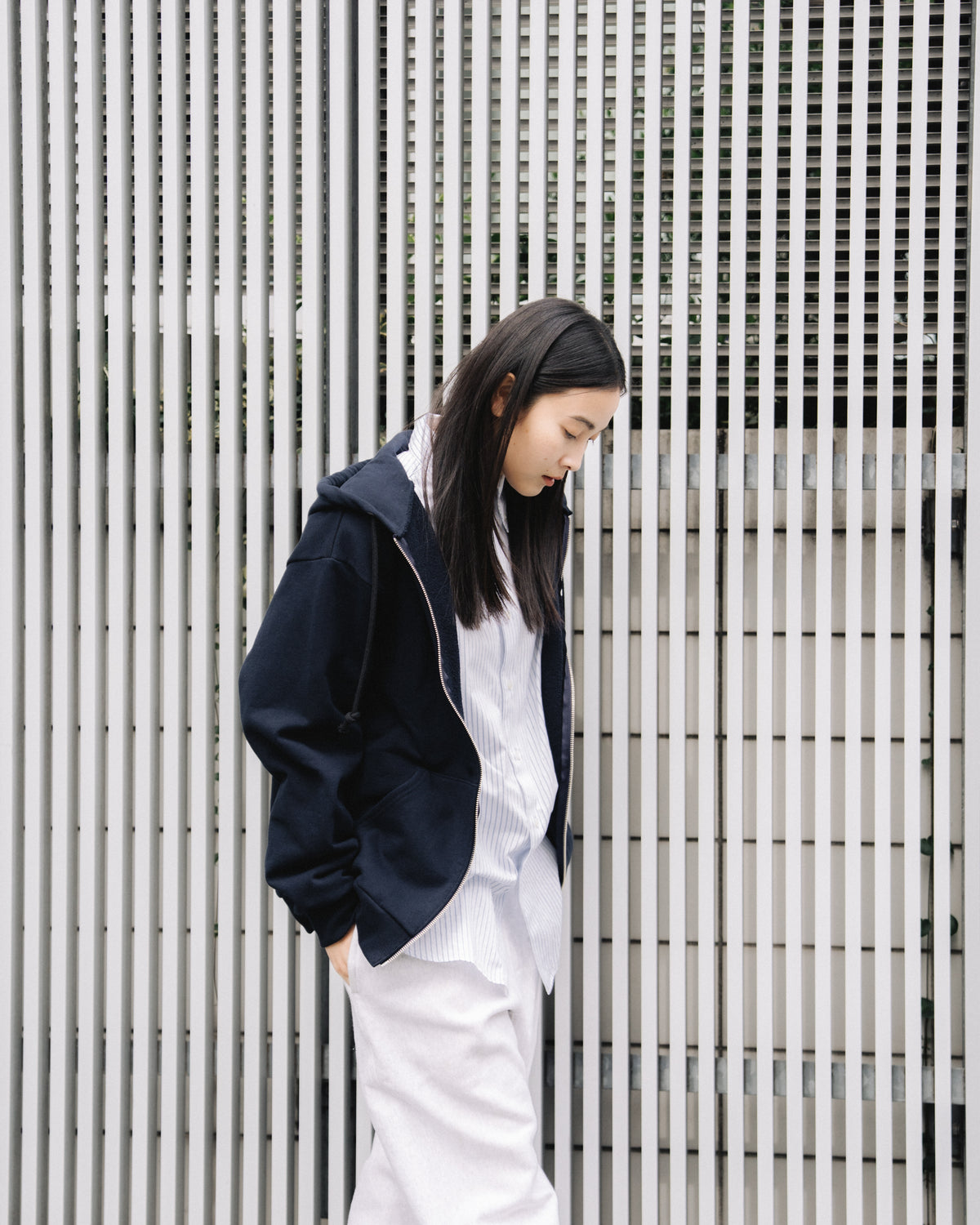 BOUTIQUE ZIP UP HOODIE NAVY（ブティックジップアップフーディーネイビー）｜ONLINE BOUTIQUE（オンラインブティック）