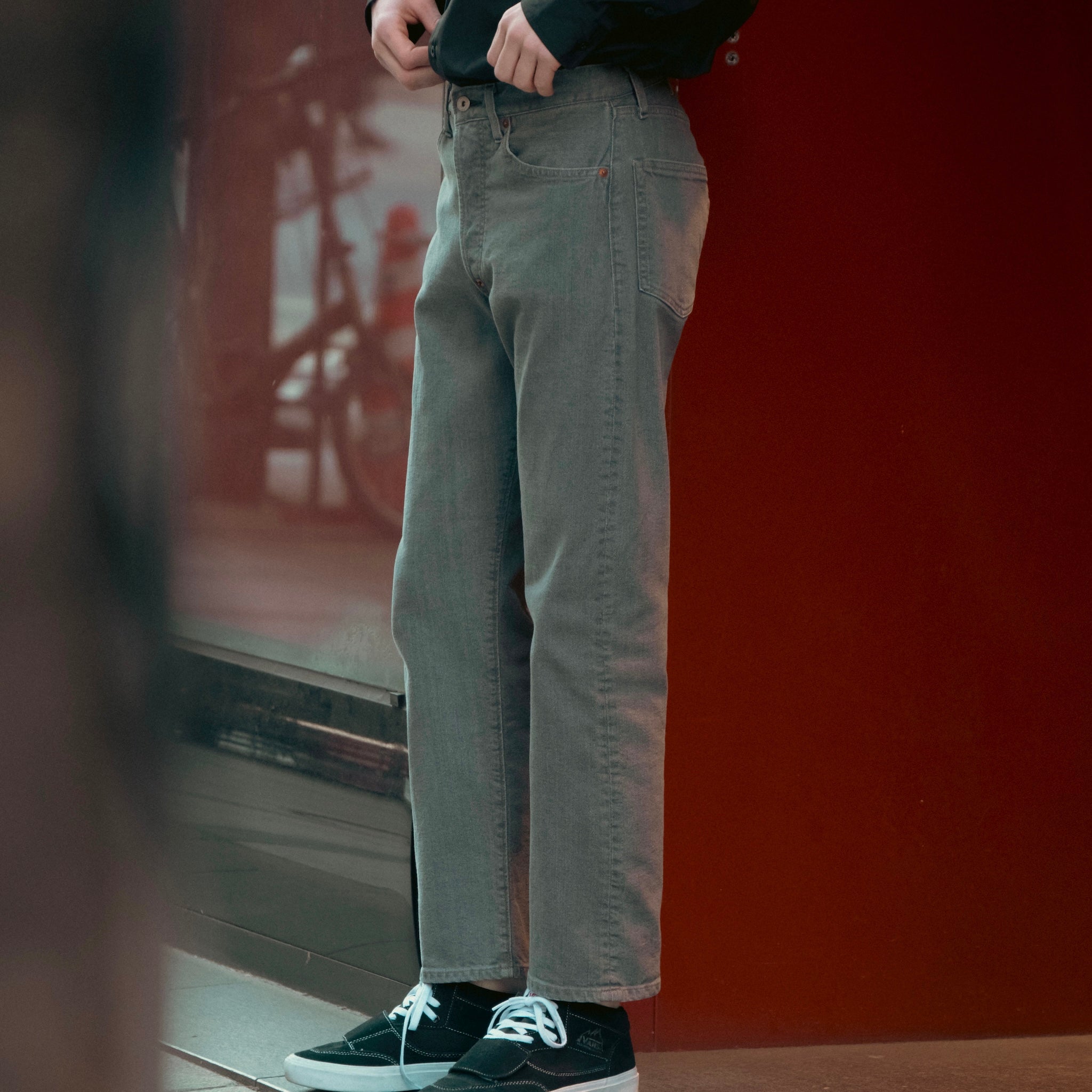 FOUNDOUR  BLACK DENIM PANTS（ファウンダブラックデニムパンツ）｜ONLINE BOUTIQUE（オンラインブティック）