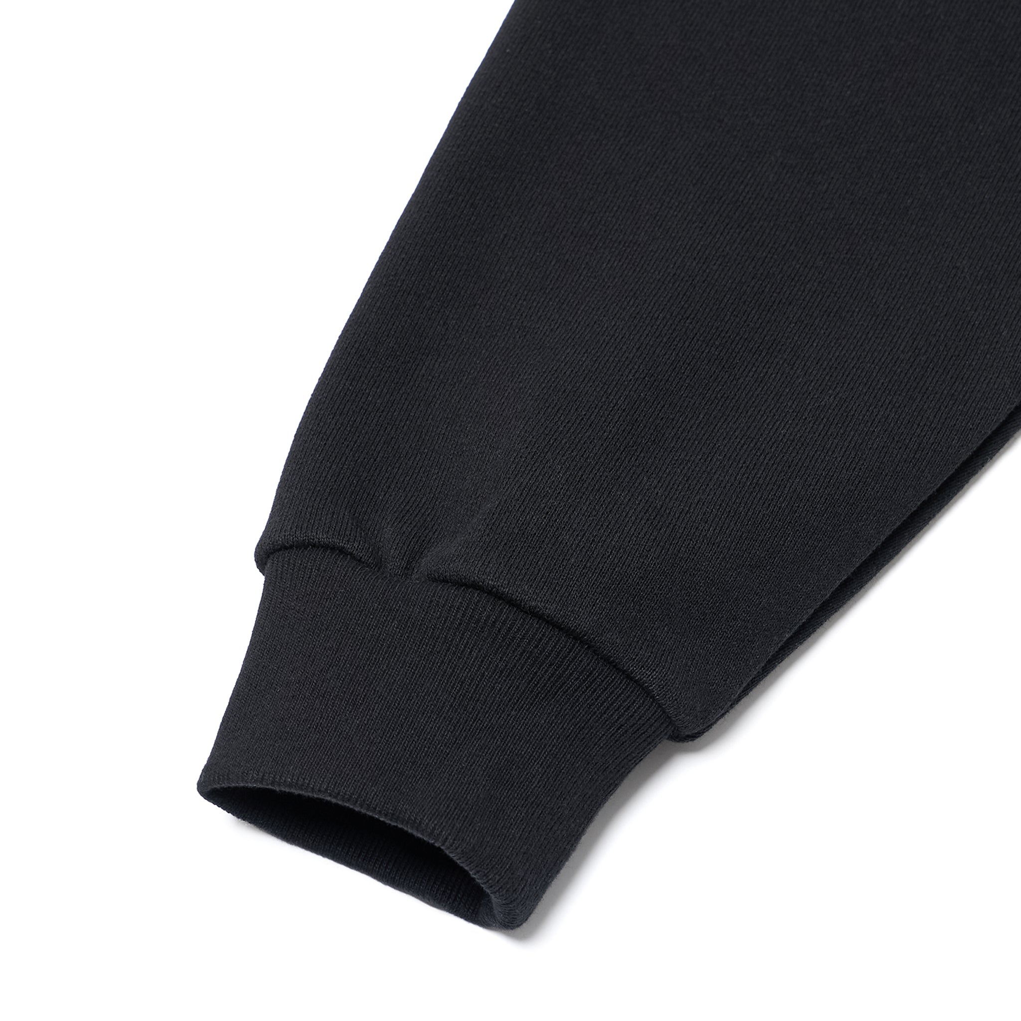 BOUTIQUE CREW NECK SWEAT BLACK（ブティッククルーネックスウェットブラック）｜ONLINE BOUTIQUE（オンラインブティック）