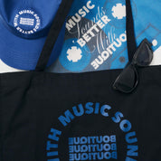 MUSIC SOUNDS BETTER WITH BOUTIQUE TOTE BAG BLACK（ミュージックサウンドベターウィズブティックトートバッグブラック）｜ONLINE BOUTIQUE（オンラインブティック）