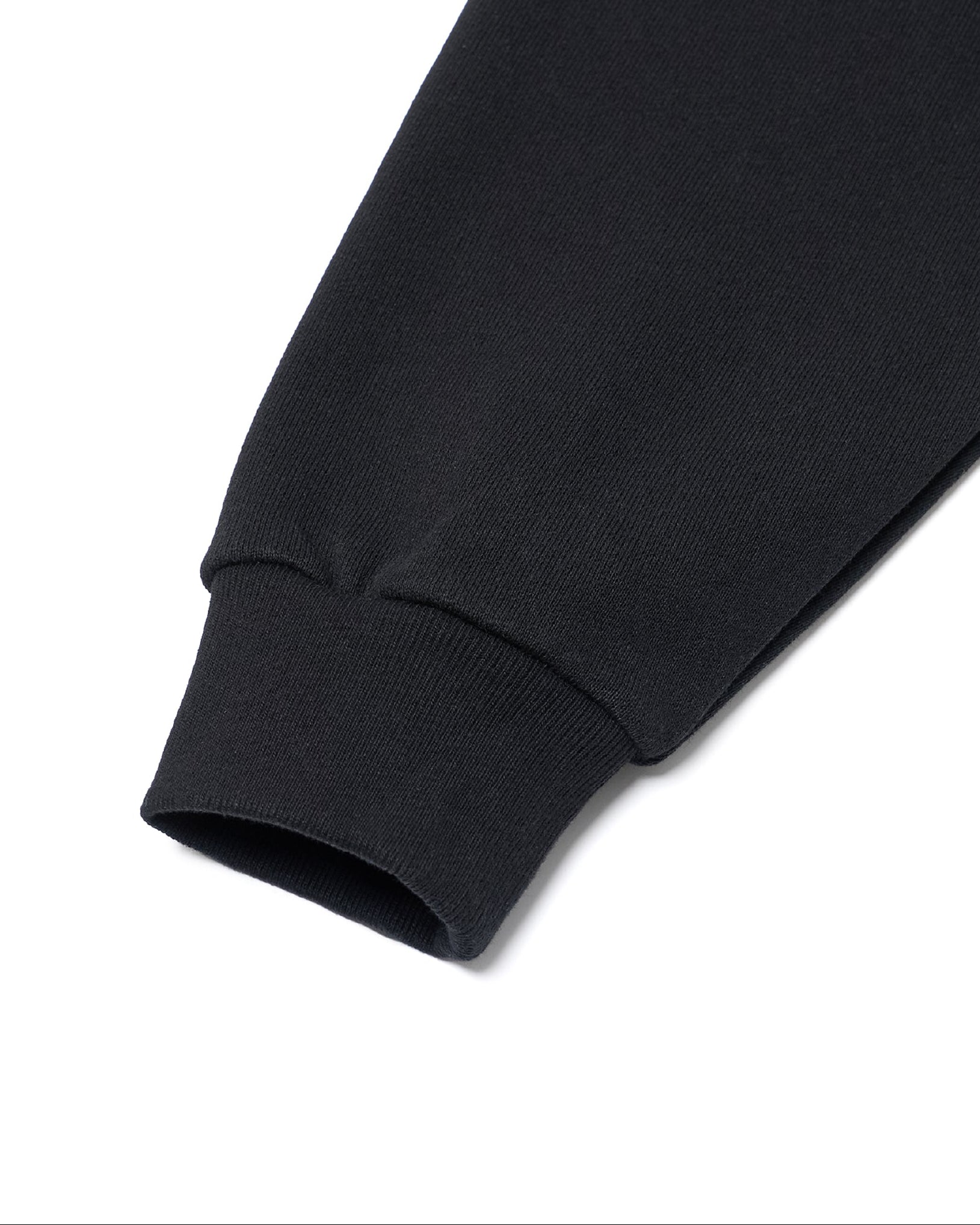 BOUTIQUE CREW NECK SWEAT BLACK（ブティッククルーネックスウェットブラック）｜ONLINE BOUTIQUE（オンラインブティック）